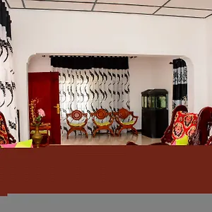 https://gloriya-mathews.kandyhotelsnow.com